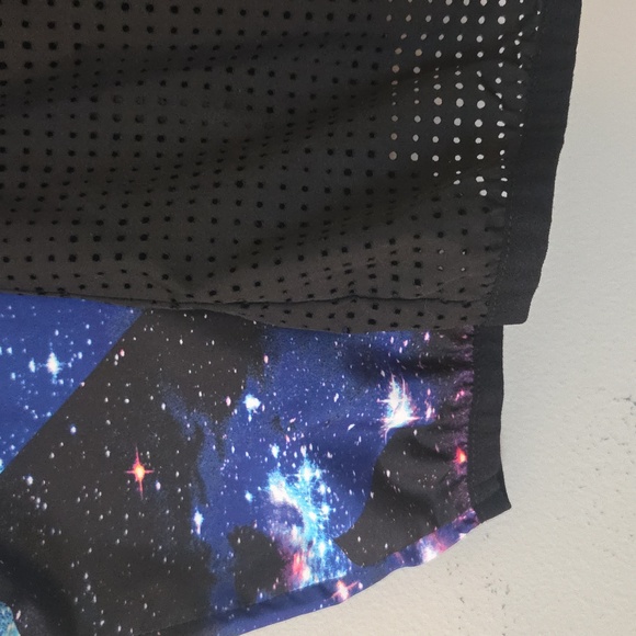 2/$15 Fila Galaxy Pull-over Jacket (S) - Picture 4 of 6